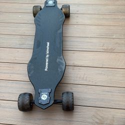 V8 Isinwheel skateboard 
