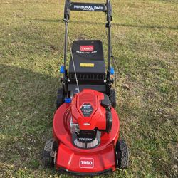 Toro 22" Self-propelled Lawn Mower 