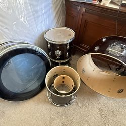 Drum Set Pieces 