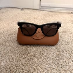 NEW Ray-Ban | Meta Wayfarer Gen 1 – RW4006 – Matte Black Smart Glasses