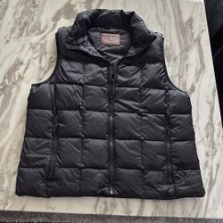Black Puffer Vest 