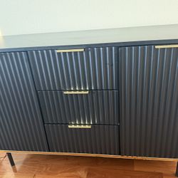 Storage Cabinet With Drawers