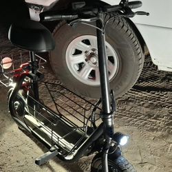 Gyroor Electric Scooter