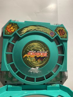 Battle Blades Arena With 3 Blades And 2 Pullers 