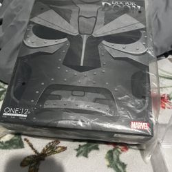 Mezco Doom
