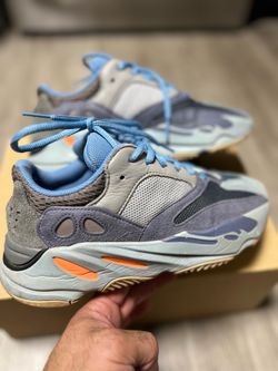 Yeezy Boost 700 used but in mint condition  sz 5.5