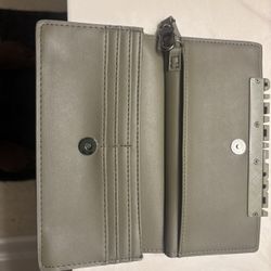 Steve Madden Wristlet 