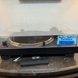 Audio-Technica Turntable $199.99 