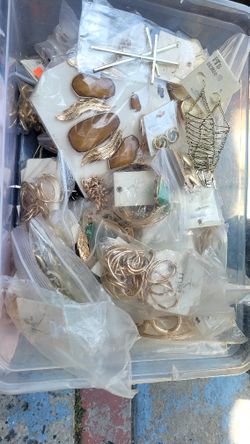 Mixed Jewelry  Toat $60 Obo