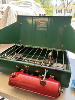 Colman 413g. Camp two burner stove