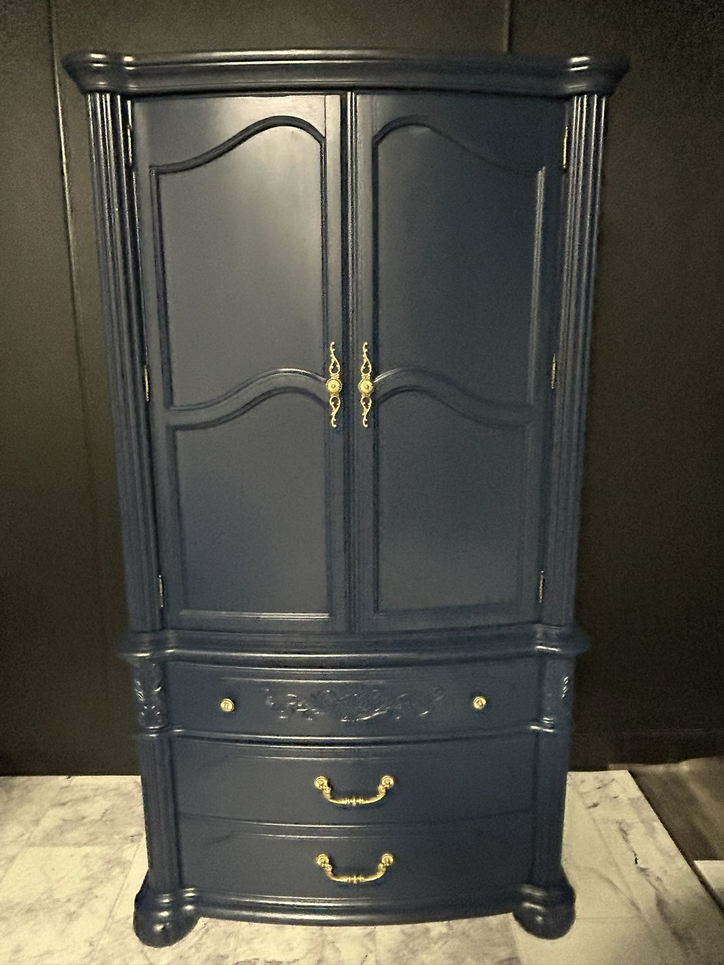 Armoire
