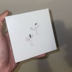 Apple Airpods Pro 2nd Generation with Magsafe Wireless Charging Case- White