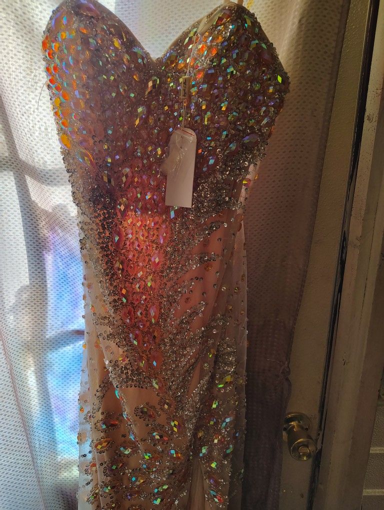 Floor Length Gown For Any Occasion  