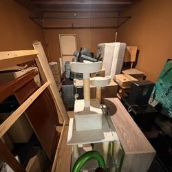 STORAGE UNIT FOR SALE ***BEST OFFER***