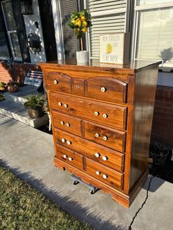 Dresser