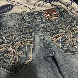 2 Rock rivals size 27 and size 31