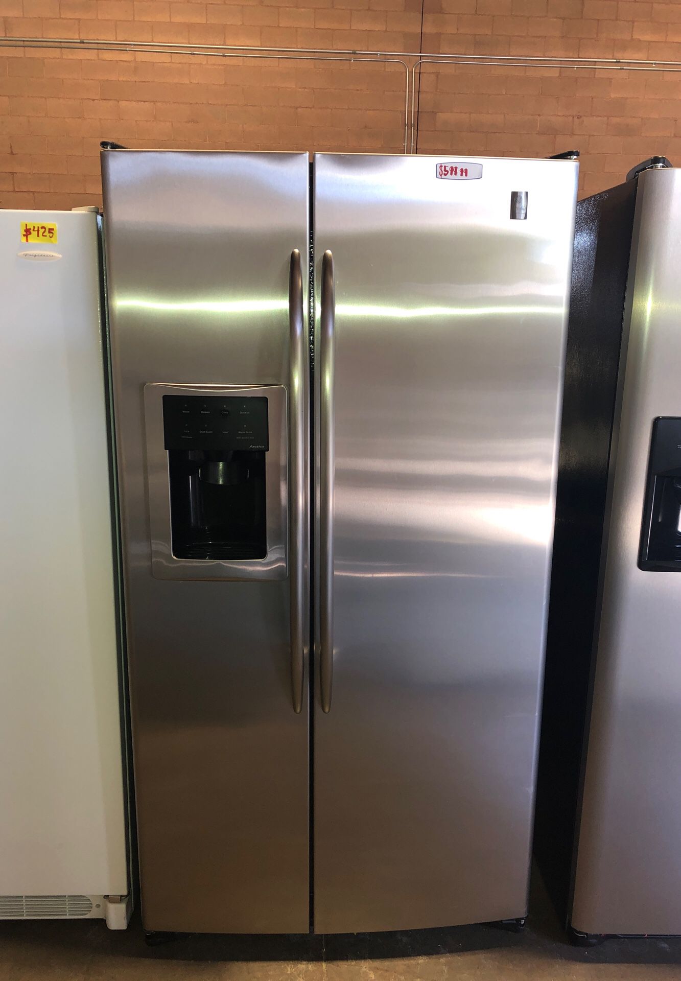 🚨 GE stainless steel refrigerator for sale ! 10% off 🚨