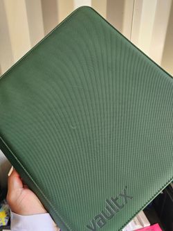 Vault x 12 pocket binder