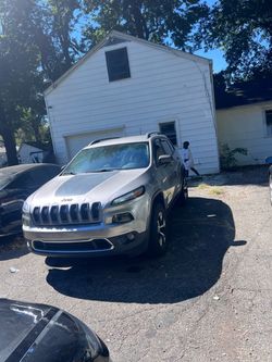 2018 Jeep Cherokee