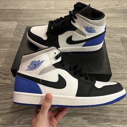Jordan 1 royal blue mids