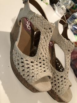 Shoes Size 7