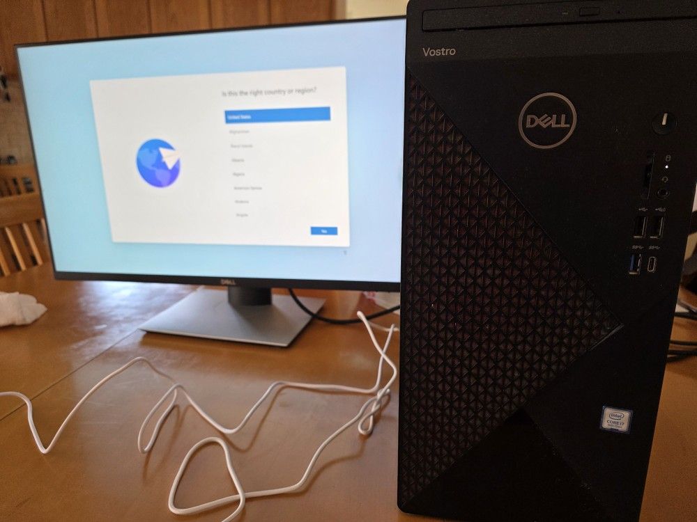 Dell Vostro Tower Business Desktop Computer with 27" Monitor
