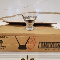 NEW Lot of 11 Libbey 400 Cosmopolitan 8.25 oz. Cocktail Glass Glasses Clear Restaurant Quality 