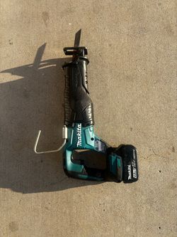 18V LXT Lithium-Ion Brushless Cordless Variable Speed Reciprocating Saw