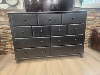 11 drawer dresser