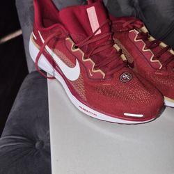San francisco forty niners nike's Size 9 Ask 25 