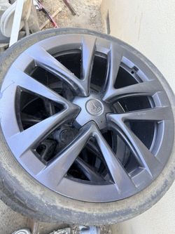 21-inch OEM Tesla Arachnid Wheels (Staggered Setup)