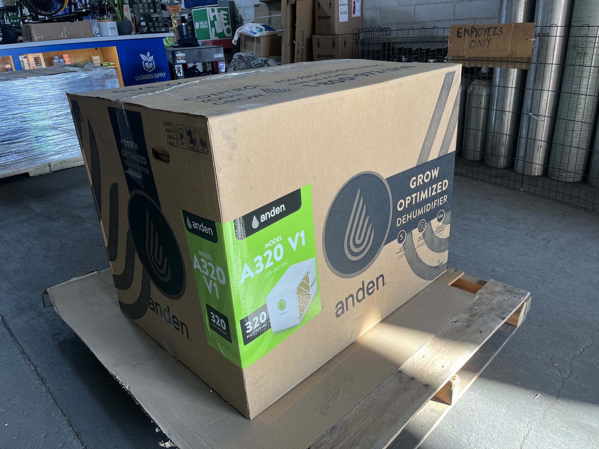 Anden Dehumidifier, 320 Pints / Day 240V