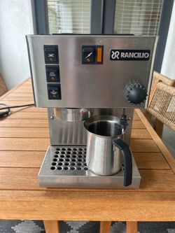 Rancilio Silvia espresso machine