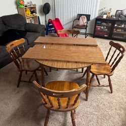 Extendable Dinning Table