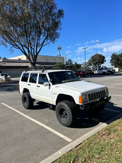 1992 Jeep Cherokee XJ Limited 4WD