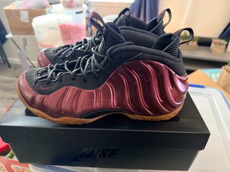 Maroon  Foamposite size 9.5