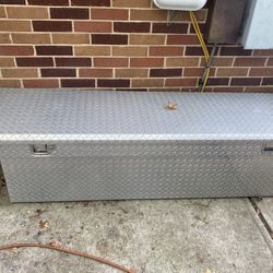 Aluminum 69” Deep Crossover Tool Box