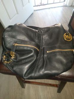 MICHAEL  KORS  HOBO BAG /PURSE