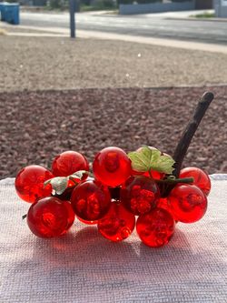 VINTAGE MCM Red Lucite Grapes Cluster 9” - Stunning Retro Driftwood Decor - AMAZING Condition!