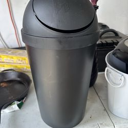 Small garbage can