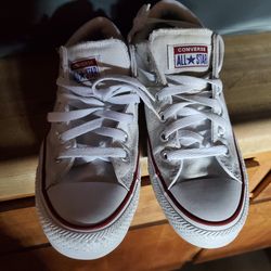 White Converse Size 8.5 in women's