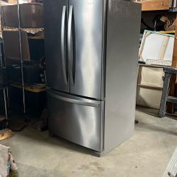 Whirlpool Refrigerator 