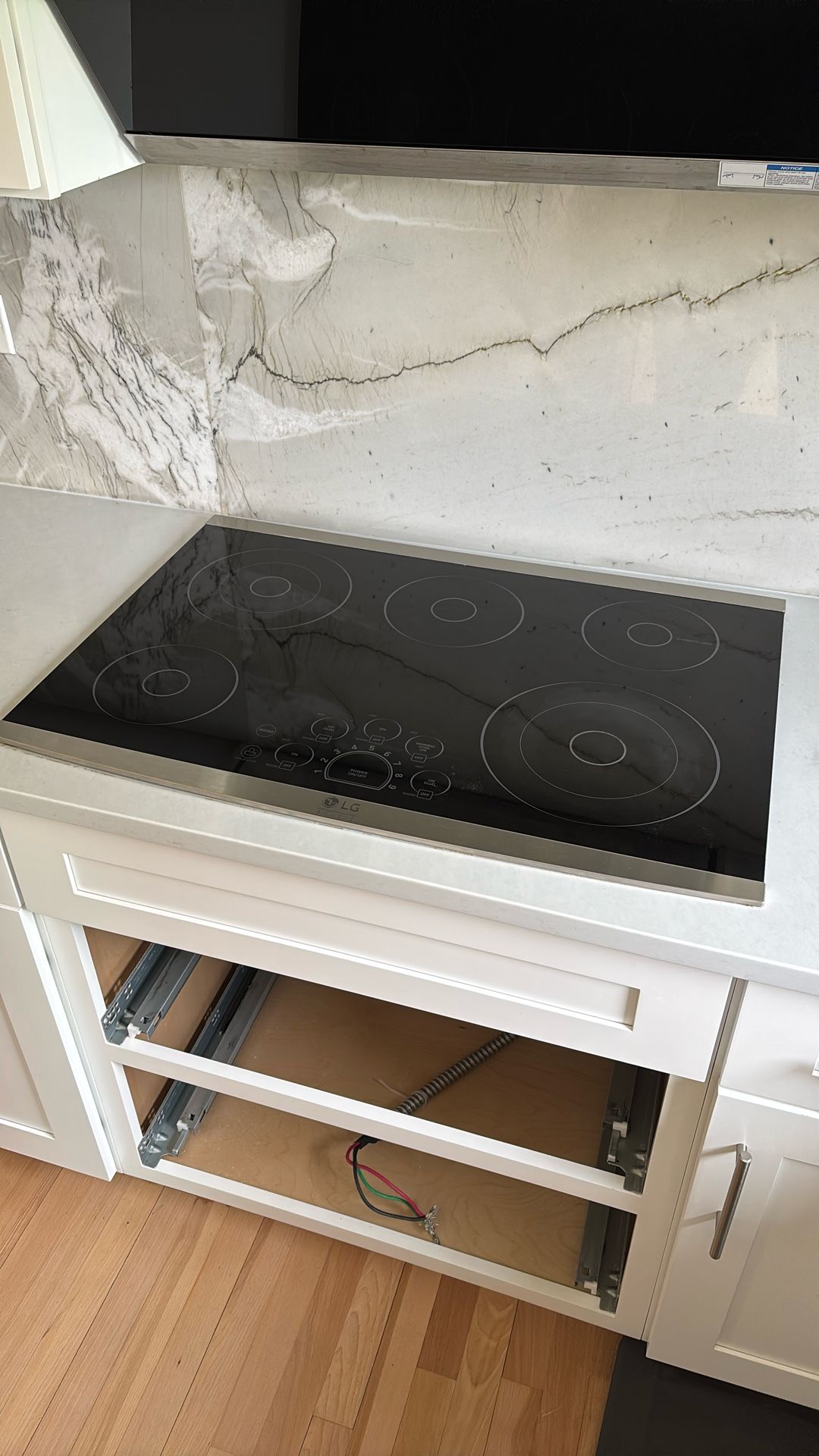 LG Studio Cooktop