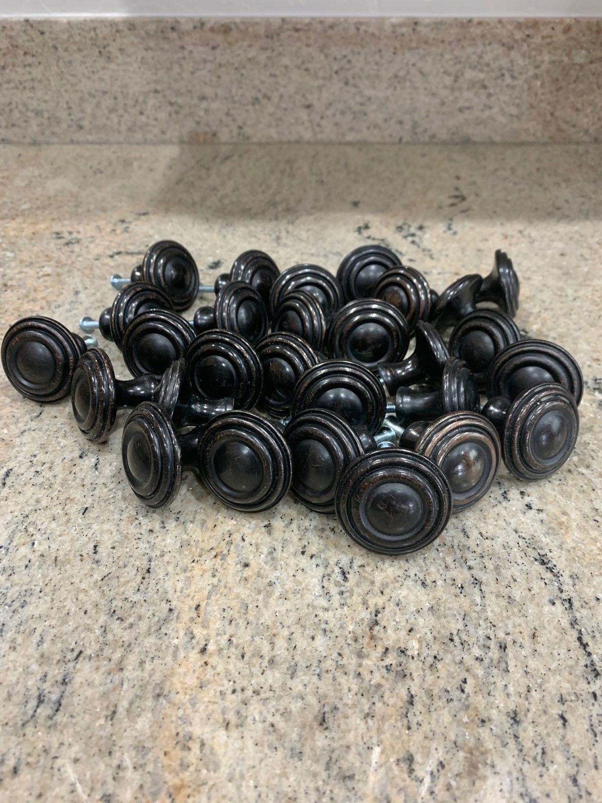 28x kitchen cabinet knobs with screws in oil bronze