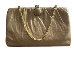 60s tan purse handbag cute back from the blast 9”x6”. T-180