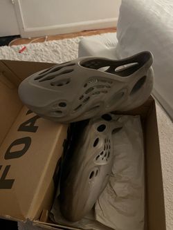 Yezzy foam runners