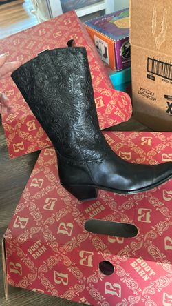 Black Leather Cowgirl Boots