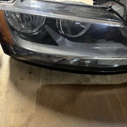 2011 VW Jetta Headlights