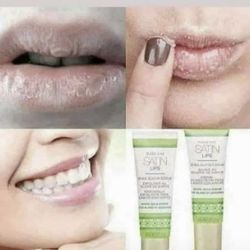 Satin Lips/ Labios De Seda