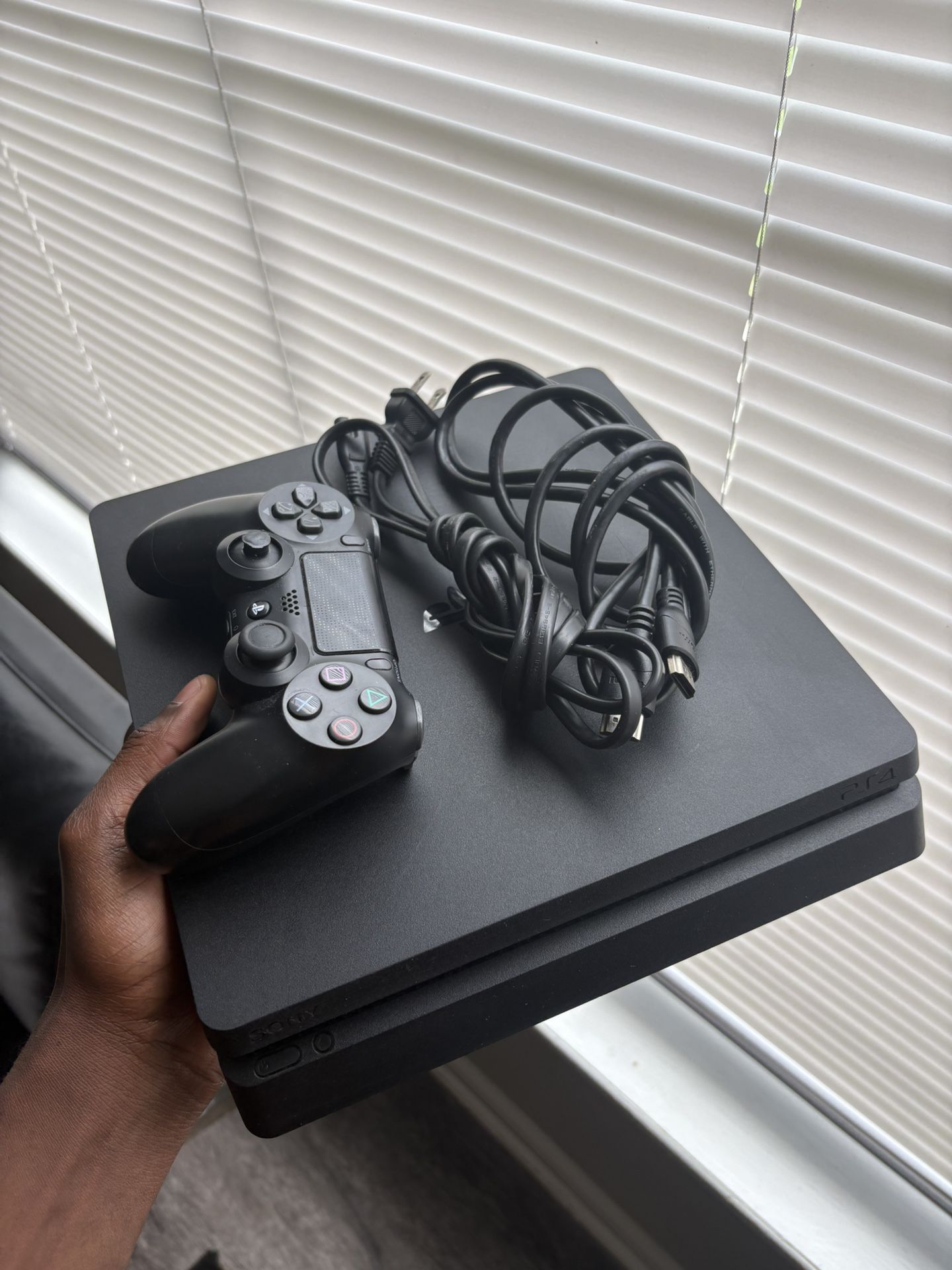 PS4 Pro Console